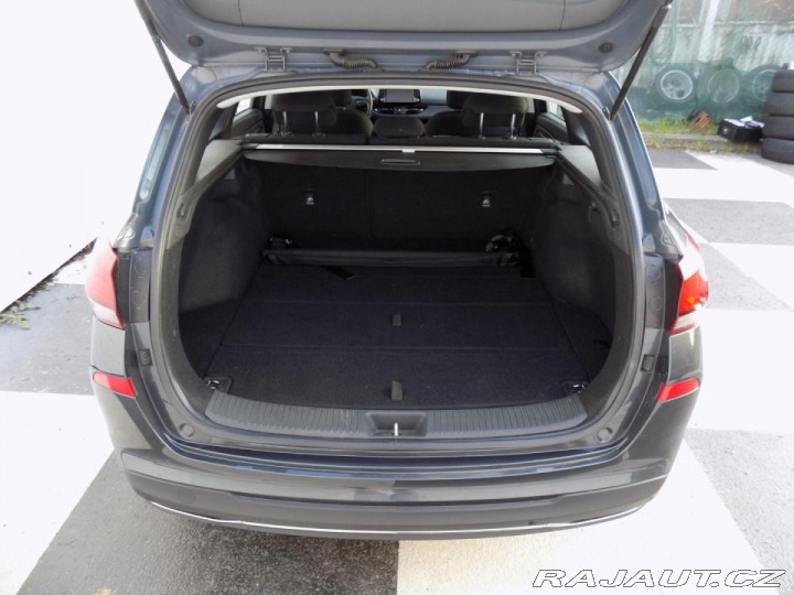 Hyundai i30 1.0T-GDI/Essential/ 2022
