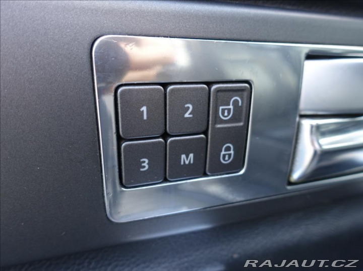 Land Rover Discovery 3,0 TDV6 HSE, 2.Maj ČR, D 2012