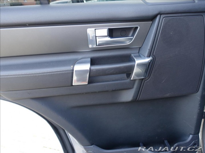 Land Rover Discovery 3,0 TDV6 HSE, 2.Maj ČR, D 2012