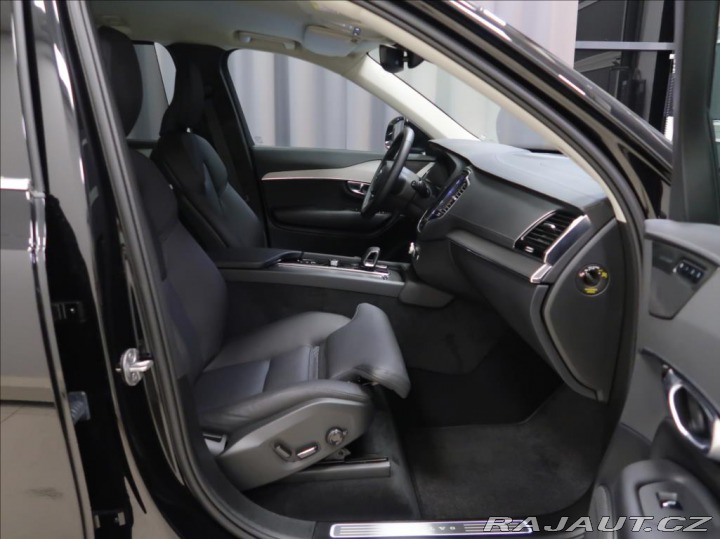 Volvo XC90 2,0 B5 AWD AUT Plus Brigh 2023
