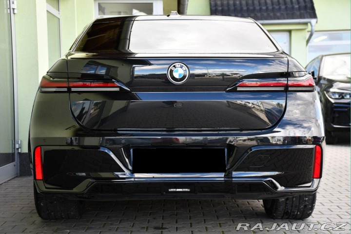 BMW 7 740xd CRYSTAL 5L-ZÁRUKA B 2024