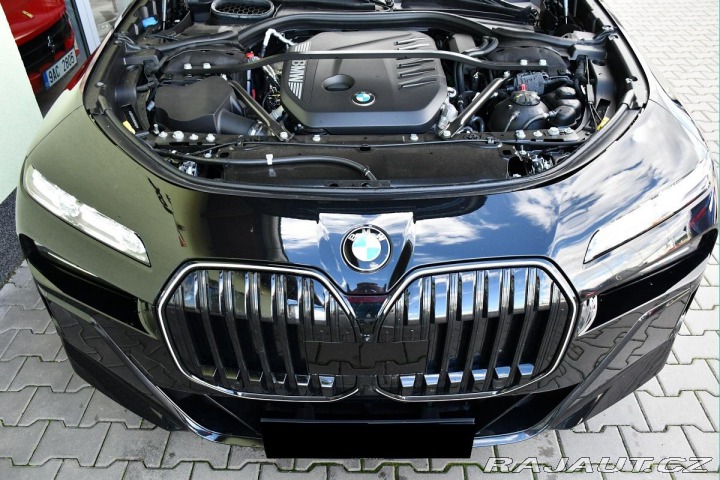 BMW 7 740xd CRYSTAL 5L-ZÁRUKA B 2024
