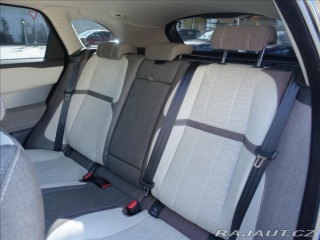 Land Rover Range Rover Velar 2,0 D240 R-Dynamic,2Maj,Č 2018