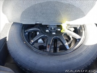 Land Rover Range Rover Velar 2,0 D240 R-Dynamic,2Maj,Č 2018