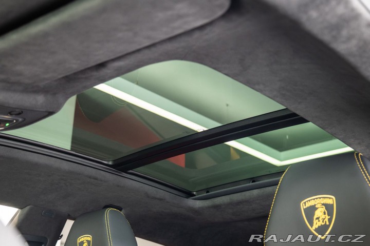 Lamborghini Urus SE 1800