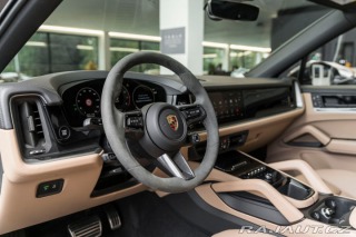 Porsche Cayenne Coupe/PDLS+/Karbon/Pano/H 2023