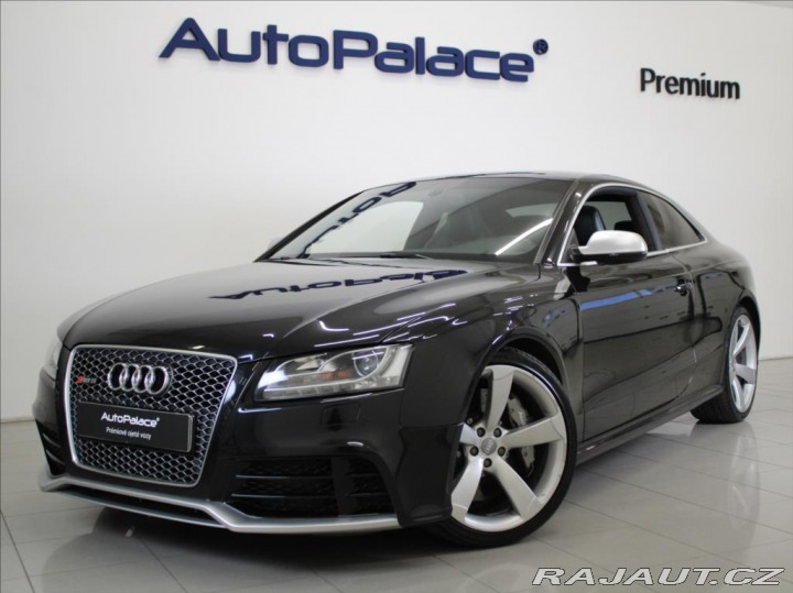 Audi RS5 4,2 V8 331kW B&O 1.ma 2011