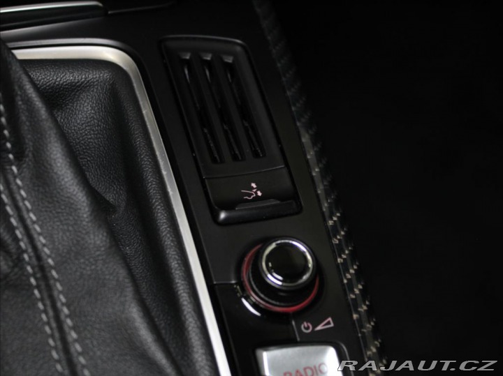 Audi RS5 4,2 V8 331kW B&O 1.ma 2011