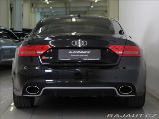 Audi RS5 4,2 V8 331kW B&O 1.ma 2011