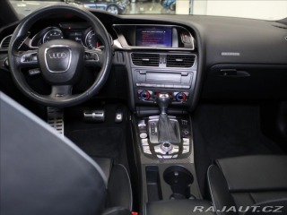Audi RS5 4,2 V8 331kW B&O 1.ma 2011