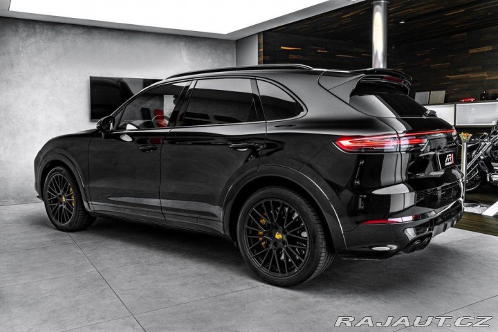 Porsche Cayenne Turbo, Sport design, PDCC 2019