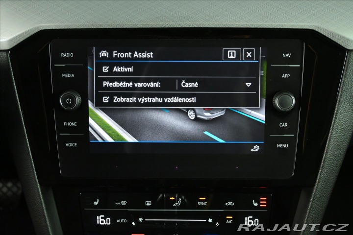Volkswagen Passat 2,0 TDi 110kW DSG Busines 2022