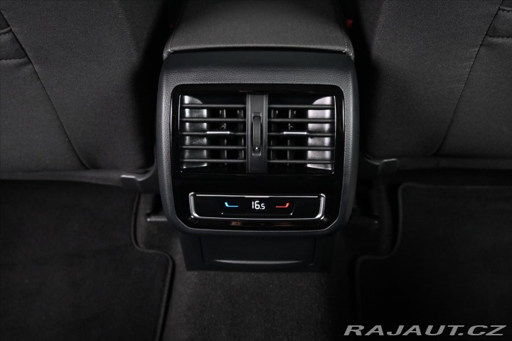 Volkswagen Passat 2,0 TDi 110kW DSG Busines 2022