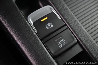 Volkswagen Passat 2,0 TDi 110kW DSG Busines 2022