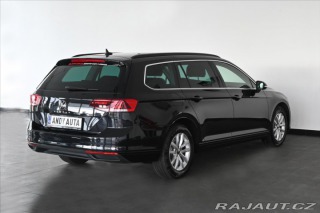Volkswagen Passat 2,0 TDi 110kW DSG Busines 2022