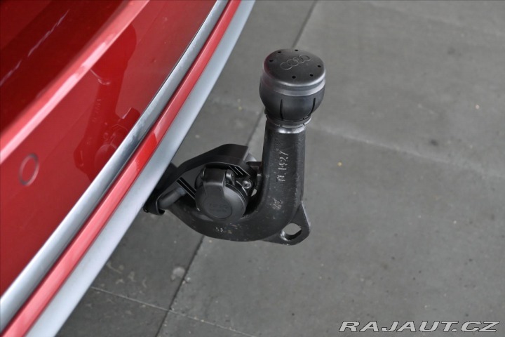 Audi A4 2,0 TDI 140 kW AT/7 NAVI 2019