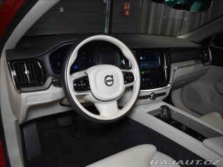 Volvo S60 2,0 B4 FWD Plus Dark Bezk 2022