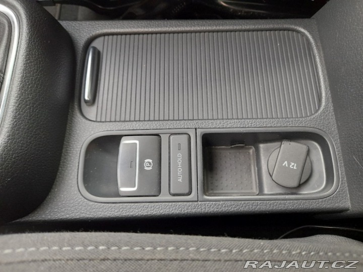 Volkswagen Sharan 2,0 TDI 103 KW AC STK 2011