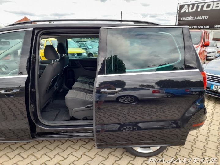 Volkswagen Sharan 2,0 TDI 103 KW AC STK 2011