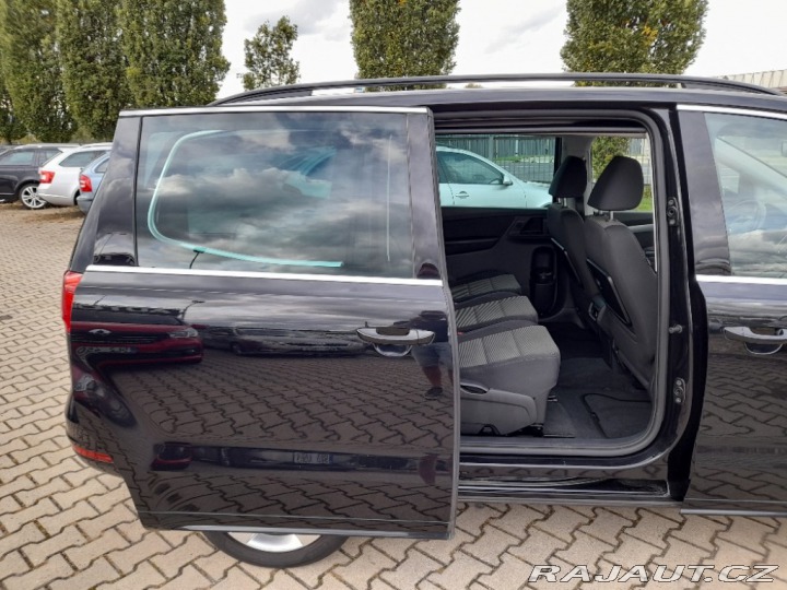 Volkswagen Sharan 2,0 TDI 103 KW AC STK 2011