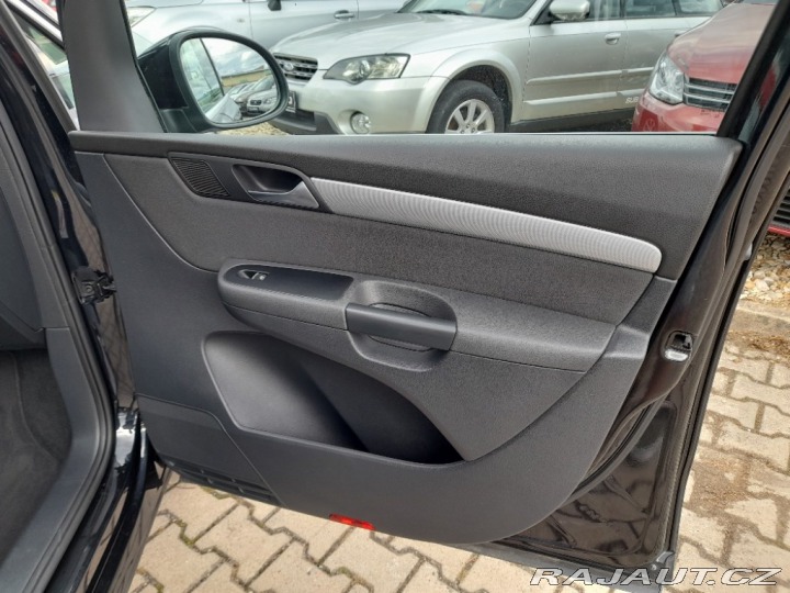Volkswagen Sharan 2,0 TDI 103 KW AC STK 2011