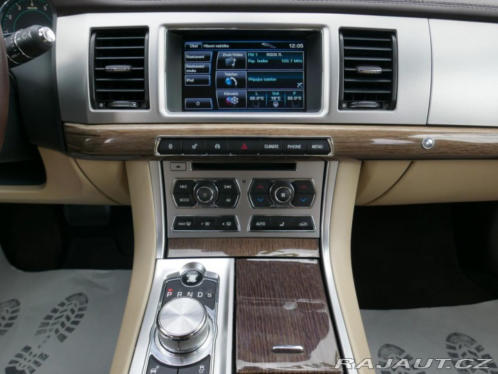 Jaguar XF 3,0 V6 REZERVACE 2013