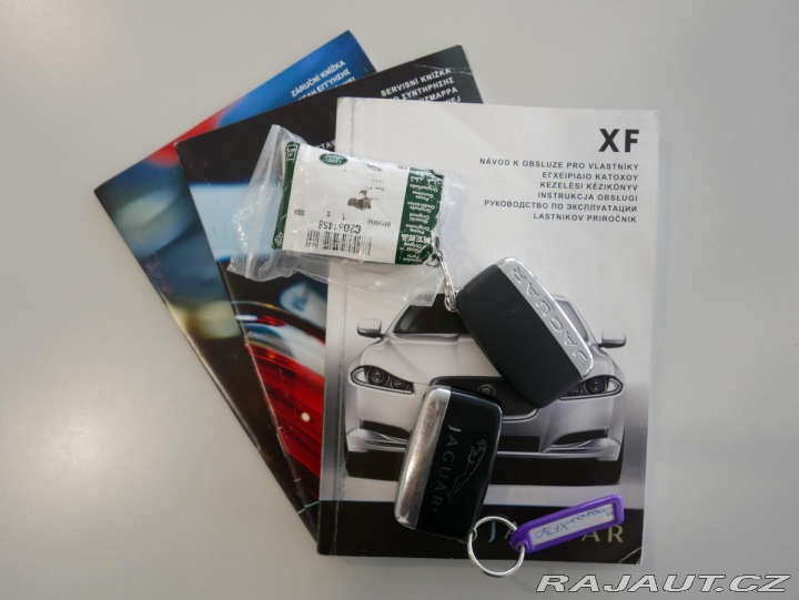 Jaguar XF 3,0 V6 REZERVACE 2013
