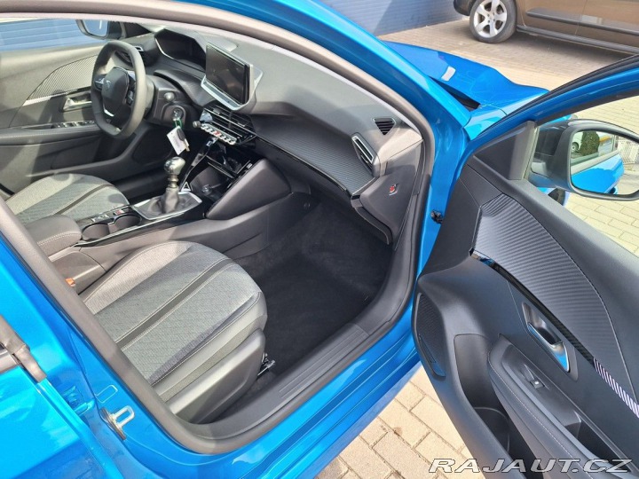 Peugeot 208 208 ALLURE PureTech 100 M 2025