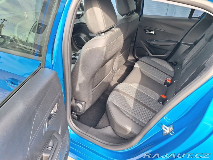 Peugeot 208 208 ALLURE PureTech 100 M 2025