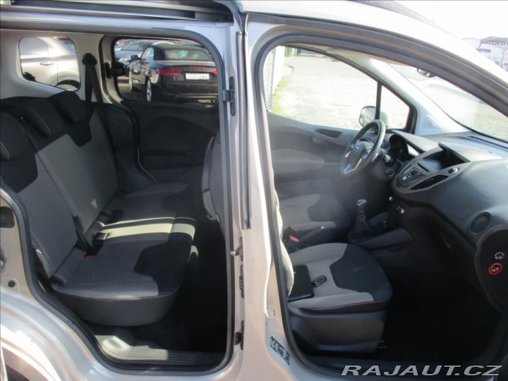 Ford Tourneo Courier 1,5 TDCi Trend Klima bez 2015
