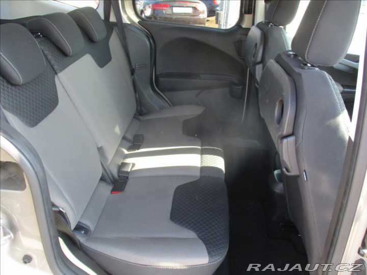 Ford Tourneo Connect 1,5 TDCi Trend Klima bez 2015