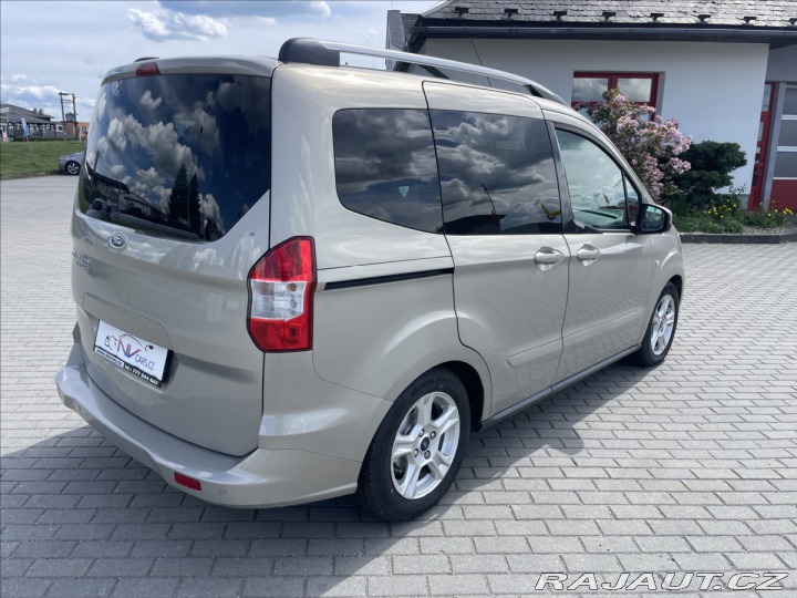 Ford Tourneo Connect 1,5 TDCi Trend Klima bez 2015