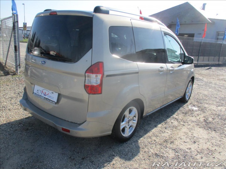 Ford Tourneo Courier 1,5 Trend EcoBlue bez kor 2015
