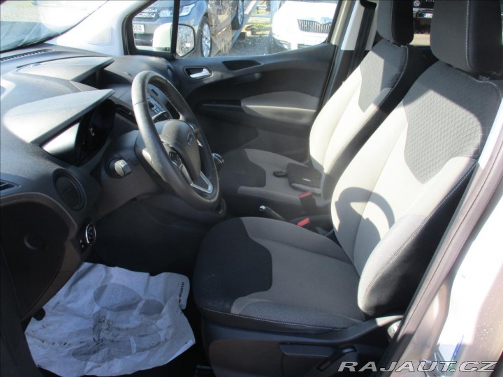 Ford Tourneo Courier 1,5 Trend EcoBlue bez kor 2015