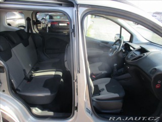Ford Tourneo Courier 1,5 Trend EcoBlue bez kor 2015