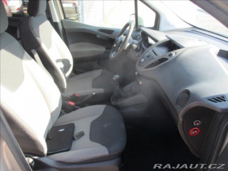 Ford Tourneo Courier 1,5 Trend EcoBlue bez kor 2015
