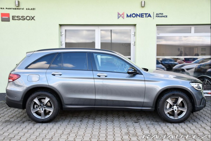 Mercedes-Benz GLC 220d 4MATIC N.TOP LED CAR 2020