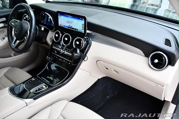 Mercedes-Benz GLC 220d 4MATIC N.TOP LED CAR 2020