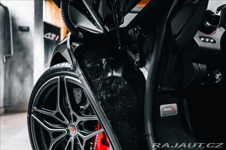 McLaren 720S BR PERFORMANCE, LAUNCH ED 1800