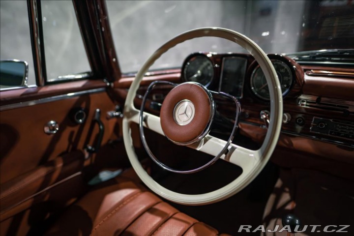 Mercedes-Benz Ostatní modely BR 250 SE/C COUPE, 1966, 1966