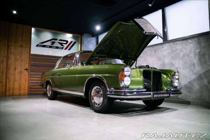 Mercedes-Benz Ostatní modely BR 250 SE/C COUPE, 1966, 1800