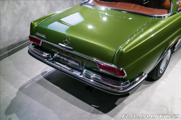 Mercedes-Benz Ostatní modely BR 250 SE/C COUPE, 1966, 1966