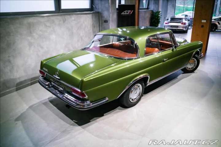 Mercedes-Benz Ostatní modely BR 250 SE/C COUPE, 1966, 1966