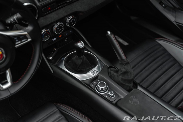 Abarth 124 Spider BR SPIDER, BOSE, OZ, VÝFU 2017