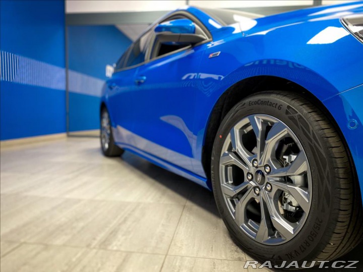 Ford Focus 1.0 EcoBoost ST- LINE X 2024