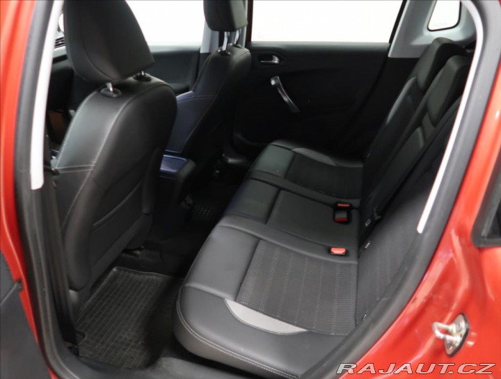 Peugeot 2008 1,6 i ALLURE VTi 120 k M 2014