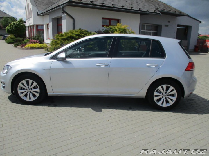 Volkswagen Golf 1,4 G-TEC 81kW CNG Bluemo 2015