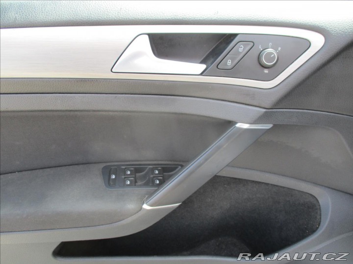 Volkswagen Golf 1,4 G-TEC 81kW CNG Bluemo 2015