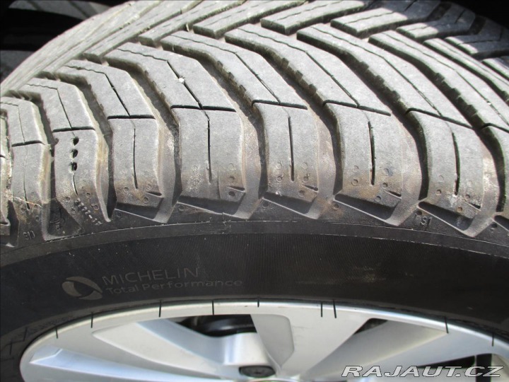 Volkswagen Golf 1,4 G-TEC 81kW CNG Bluemo 2015