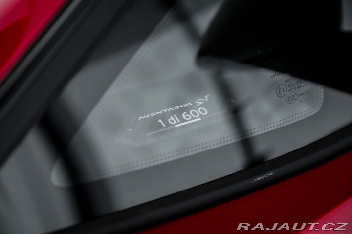 Lamborghini Aventador SuperVeloce Coupé / 1600 2017